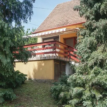 בית נופש Two-bedroom Holiday In Balatonalmádi