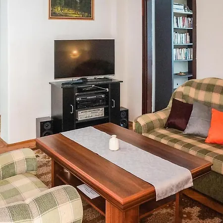 בית נופש Two-bedroom Holiday In *